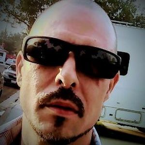 Meet your Posher, Troy